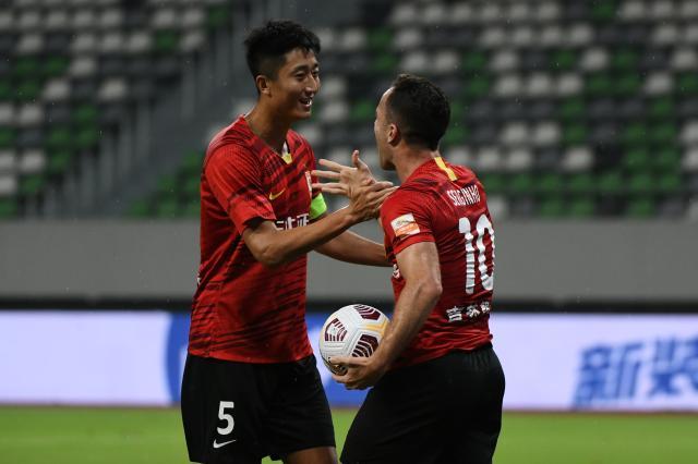 开云体育官网-2年后再战大连亚泰成功复仇 超级升班马有何魔力？